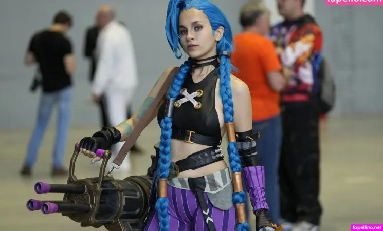 Cheremsha OnlyFans Thumbnail #0Oai6ZHpbO