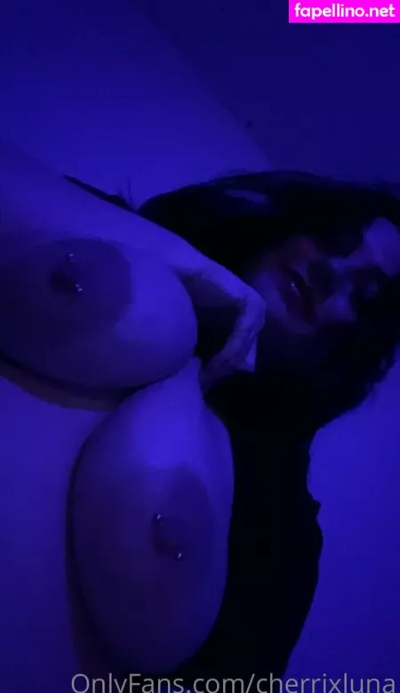 Cherrixluna OnlyFans Thumbnail #j1js0JIRWS