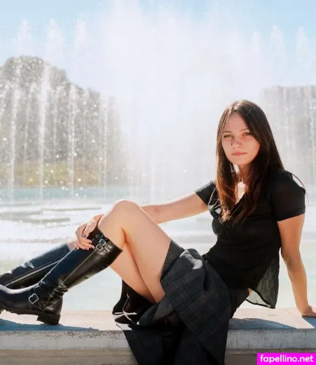 Cherry Glazerr OnlyFans Thumbnail #4TzU1vJETi