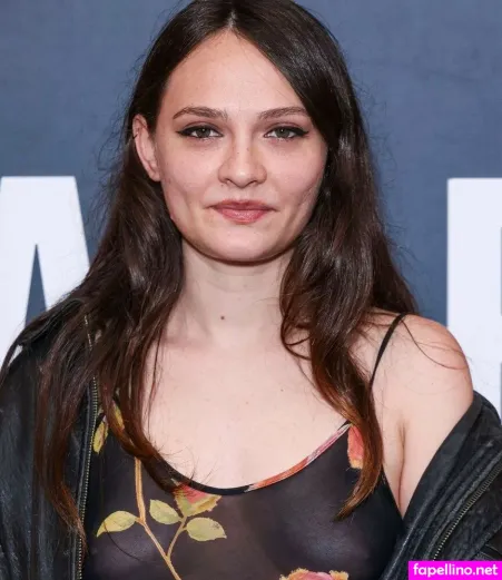 Cherry Glazerr OnlyFans Thumbnail #PDuwym49Rz