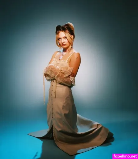 Cherry Glazerr OnlyFans Thumbnail #at9Fw9JKC2