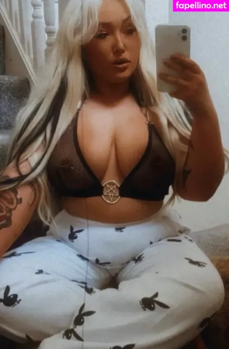 Cherryb0mbxo OnlyFans Thumbnail #L11NNADMAZ