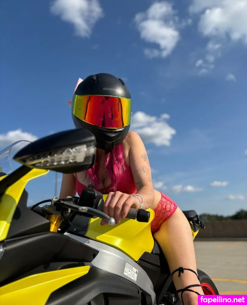 cherry_bombombb, cherrybomberrie Nude Leaked OnlyFans Photo #674FlwyuUk