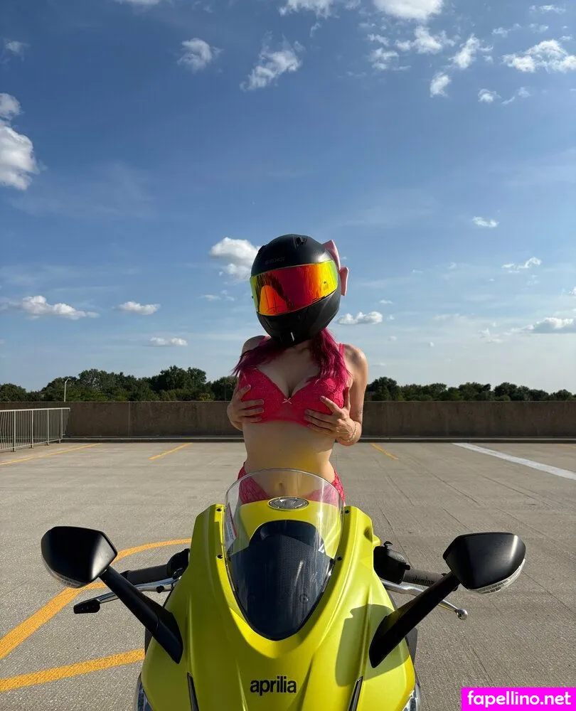 cherry_bombombb, cherrybomberrie Nude Leaked OnlyFans Photo #IFvyWlyCr1