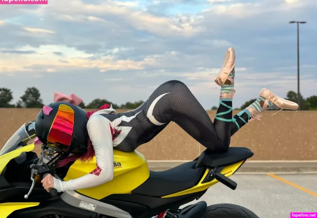 Cherrybomberrie OnlyFans Thumbnail #kr6uNzVzGH