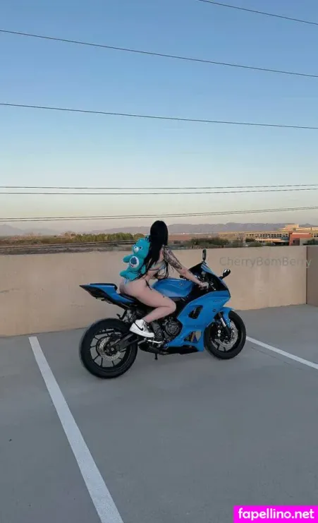 Cherrybomberry OnlyFans Thumbnail #TxBt2PussM