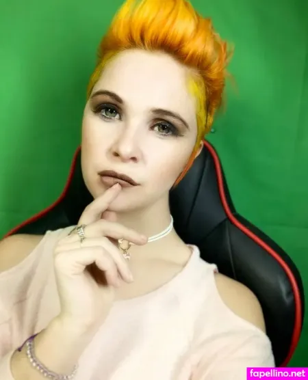 Cherryfoxjk OnlyFans Thumbnail #r88rzMXhzJ