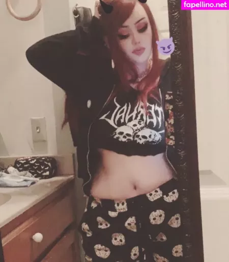 Cherrygrave666 OnlyFans Thumbnail #0RHxyOHg01