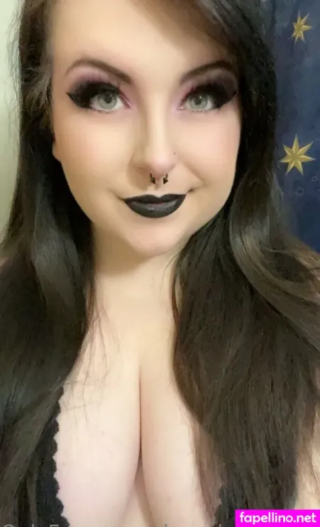 Cherryhawkins666 OnlyFans Thumbnail #e7eJI86TDK