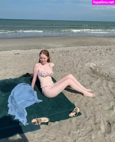 Cherrylovebombb OnlyFans Thumbnail #0Q4VEneW3d