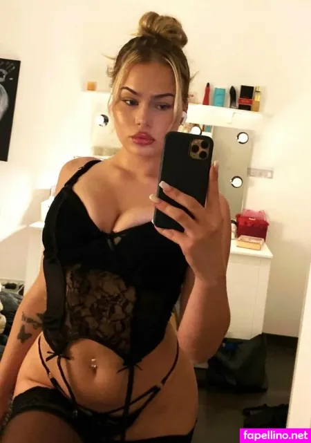 Cherrymellie OnlyFans Thumbnail #y1JvQQhCBz