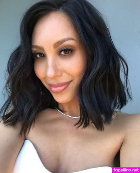 Cheryl Burke OnlyFans Thumbnail #J9H0YqBGNu