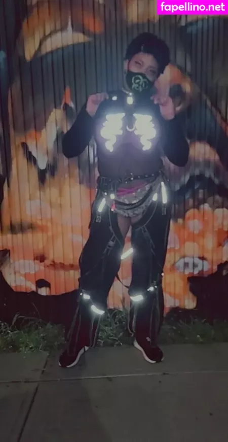 Chesshy Luv OnlyFans Thumbnail #8CfjH3s0Sn