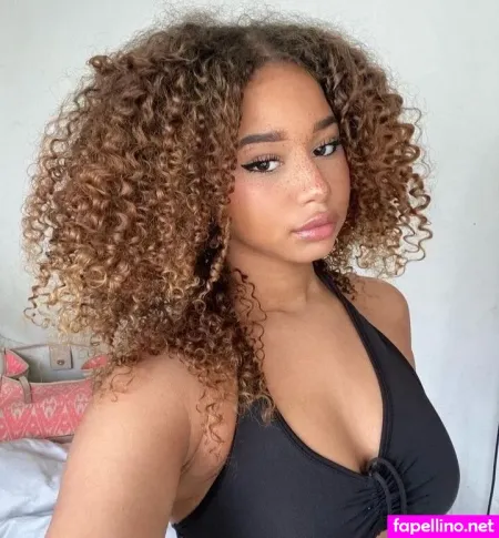 Chevelly OnlyFans Thumbnail #dFyMQ2f0HN