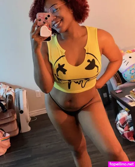 Cheybaefree OnlyFans Thumbnail #3WYCxm6I2S