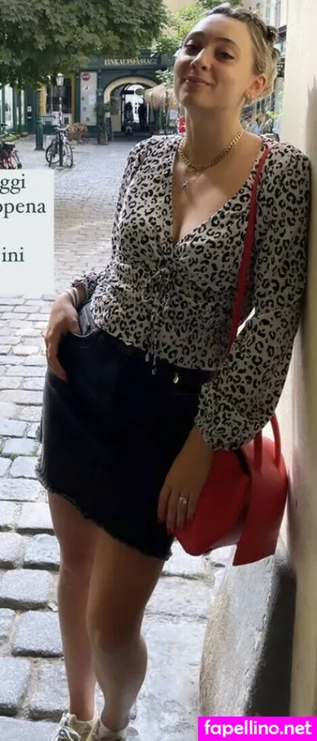 Chiara Asmr OnlyFans Thumbnail #Kquzufuxx2