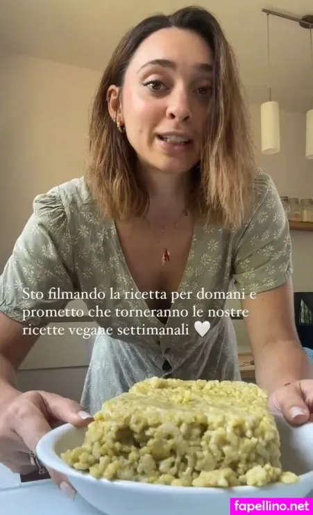 Chiara Asmr OnlyFans Thumbnail #wrbh1fnk18