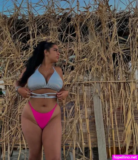 Chiara Calamaro OnlyFans Thumbnail #QjKlrtxGs7