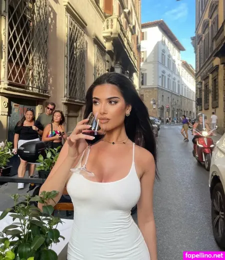 Chiara Christo OnlyFans Thumbnail #9gMqtXLmct
