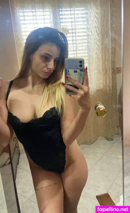 Chiara Farina OnlyFans Thumbnail #8pKIYT4beT