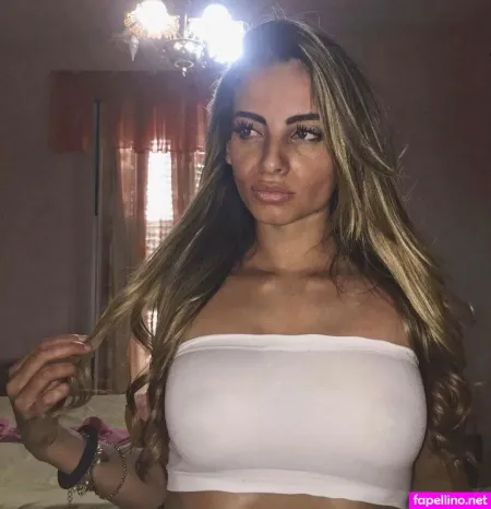 Chiara Farina OnlyFans Thumbnail #xbaHp8b9IH