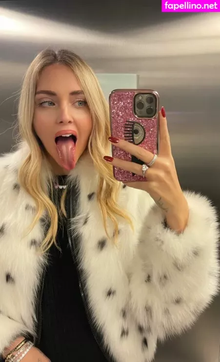 Chiara Ferragni OnlyFans Thumbnail #9VUnAP8CIV