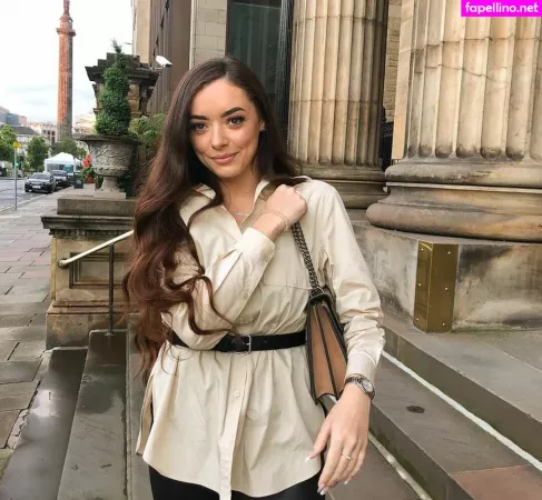 Chiara Francesca OnlyFans Thumbnail #dtXfWKxRlI