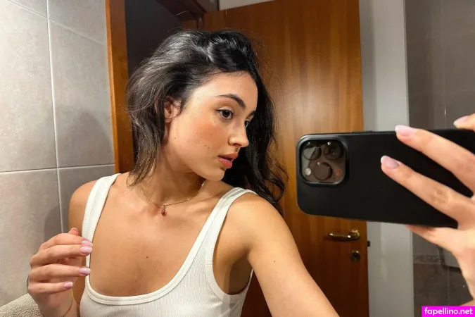 Chiara Giannuzzi OnlyFans Thumbnail #IJxCXDsOOg
