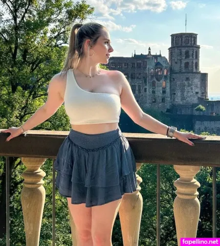 Chiara Pontius OnlyFans Thumbnail #NGCVyeySbA