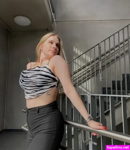 Chiara Pontius OnlyFans Thumbnail #RDAeeb9Xxs