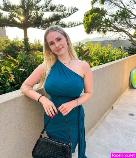 Chiara Pontius OnlyFans Thumbnail #hnt0OSQRkj