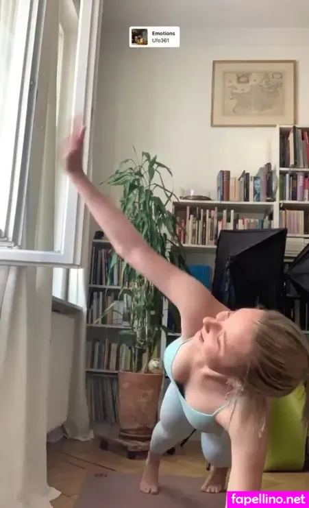 Chiara Rk OnlyFans Thumbnail #aIuWgixkHj