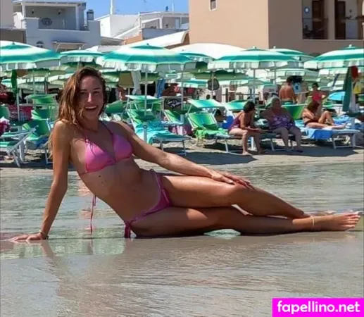 Chiara Squaglia OnlyFans Thumbnail #74g8UxYkwa