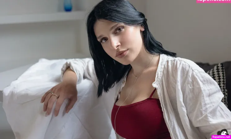 Chiaradoublesg OnlyFans Thumbnail #GDFJrRljxQ