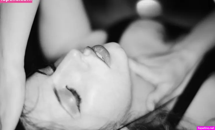 Chiaramente Ginger Free OnlyFans Thumbnail #MGg8OpYRQ2