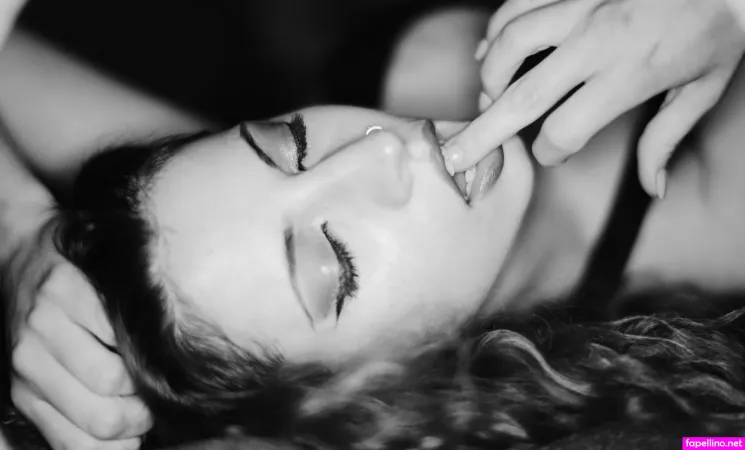 Chiaramente Ginger Free OnlyFans Thumbnail #bswEK0FMFb