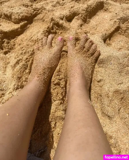 Chiaratipsytoes OnlyFans Thumbnail #os8Pi3eI3d