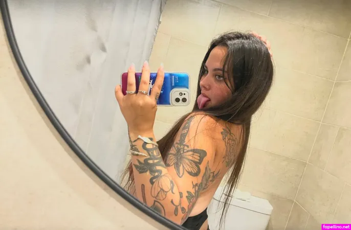 Chiarisworldx OnlyFans Thumbnail #GSnaIiZw3q