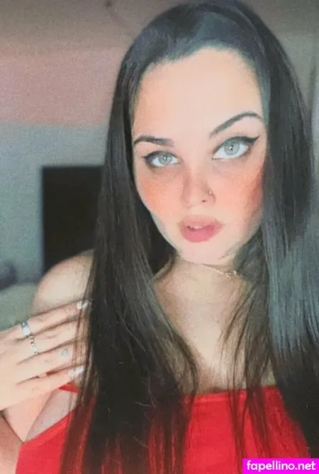 Chiarisworldx OnlyFans Thumbnail #wy27Sr2meu