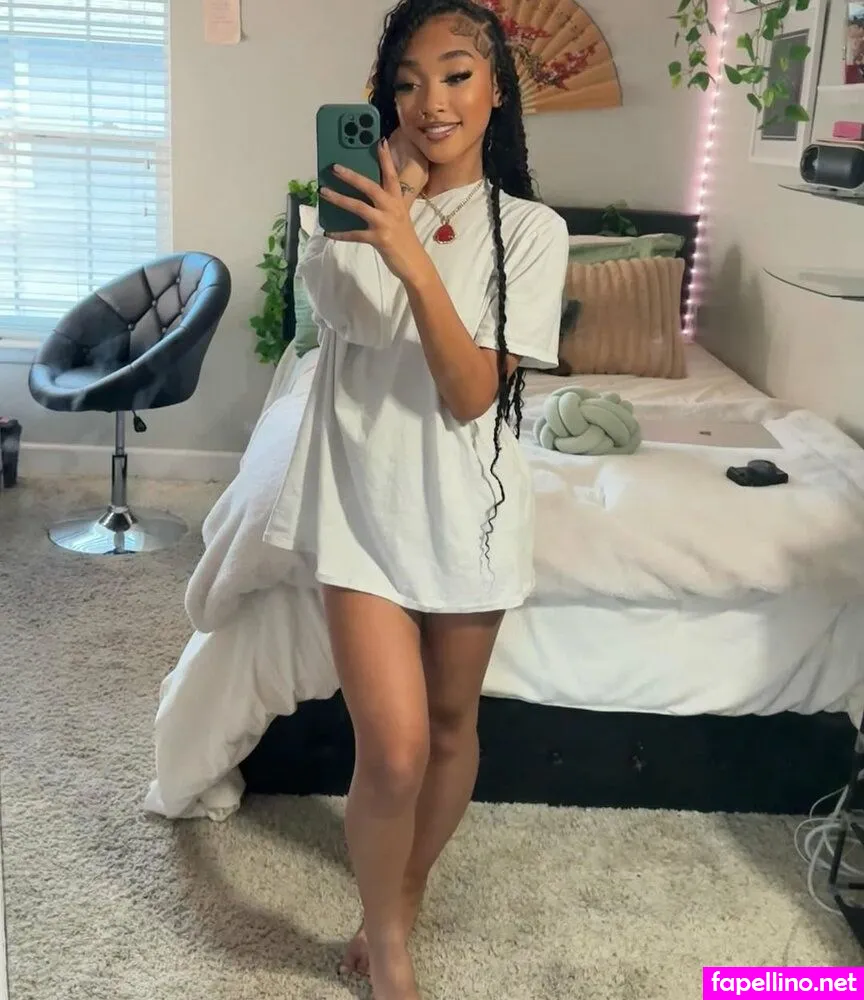 chibichaz, chichisavij Nude Leaked OnlyFans Photo #6FTYofMnb9