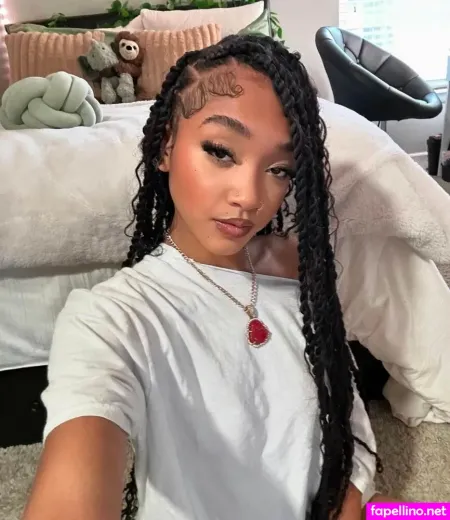 Chibichaz OnlyFans Thumbnail #auyOOBFx7C