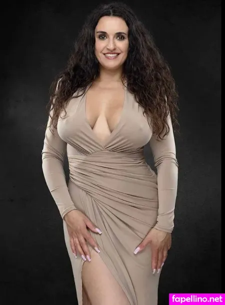 Chica Main Profile Photo