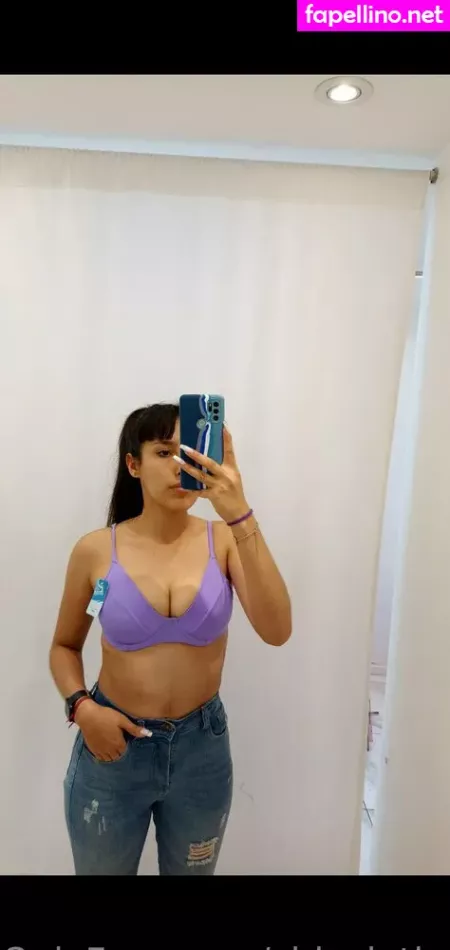 Chicalatina11 OnlyFans Thumbnail #7HLWzi6eox