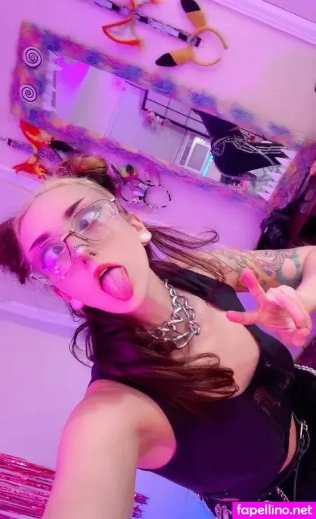 Chickfox OnlyFans Thumbnail #JD2O4ckmxj