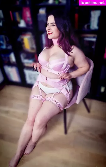 Chikaracosplay OnlyFans Thumbnail #MRueMruxku