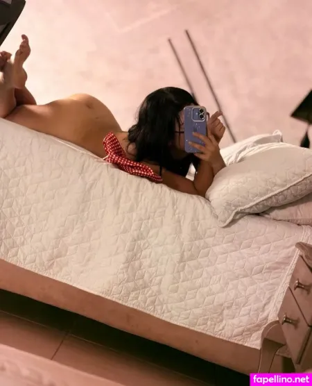 Chikinela1 OnlyFans Thumbnail #rTUuEzigXI