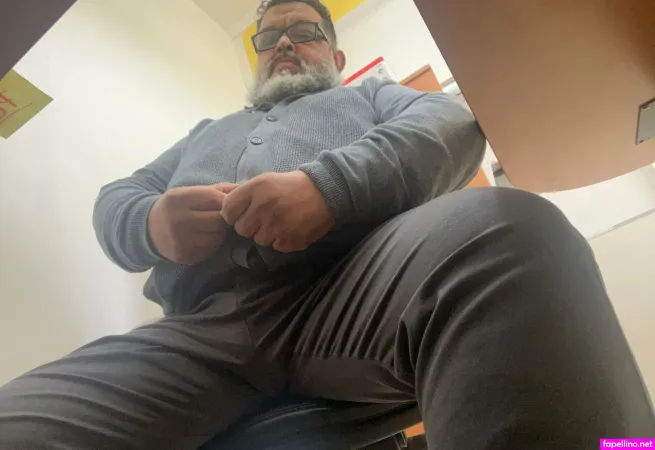 Chileanchubby OnlyFans Thumbnail #9Uqrq7Uyr0