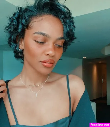 China Anne Mcclain OnlyFans Thumbnail #riqmdLXMeY