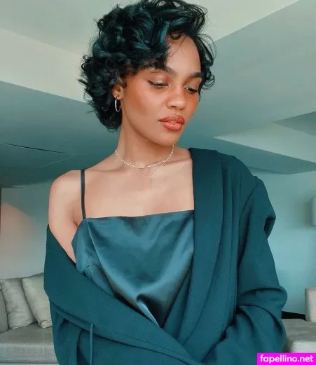 China Anne Mcclain OnlyFans Thumbnail #z8MyEEdHXZ