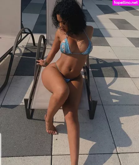 Chinese Kitty OnlyFans Thumbnail #5dydAjLaWZ